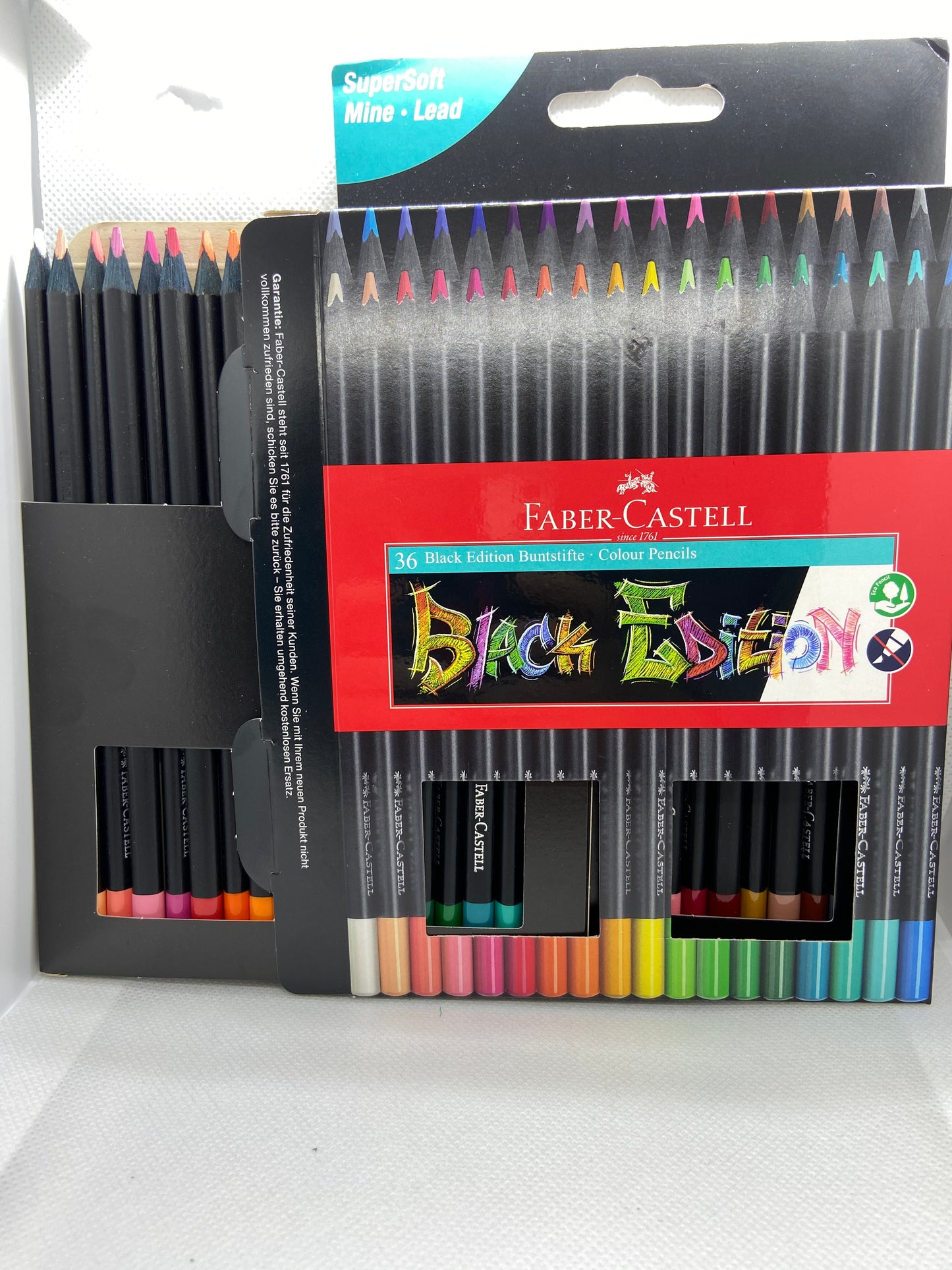 Pastelli Faber-Castell Black Edition – Design Elegante e Performance Superiore