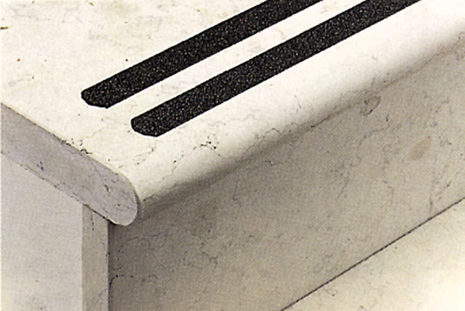 Nastro antiscivolo autoadesivo