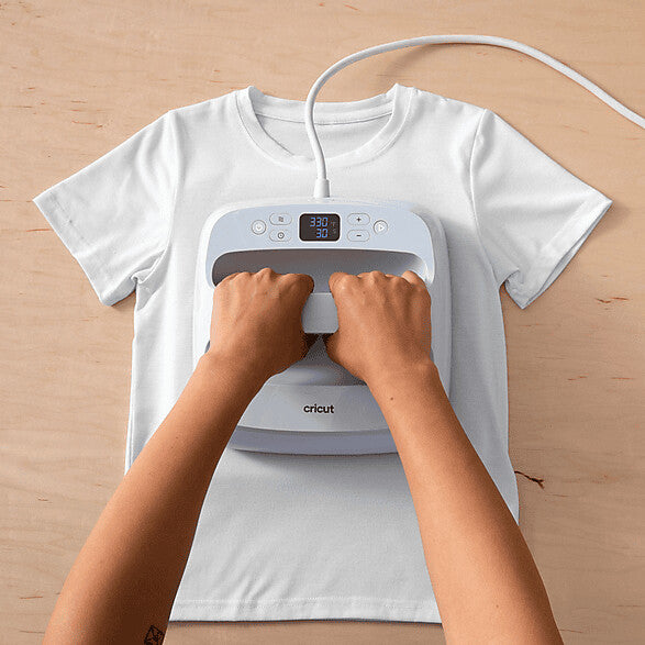Cricut™ - Fogli stampabili per tessuti chiari – A4 (5 ct)